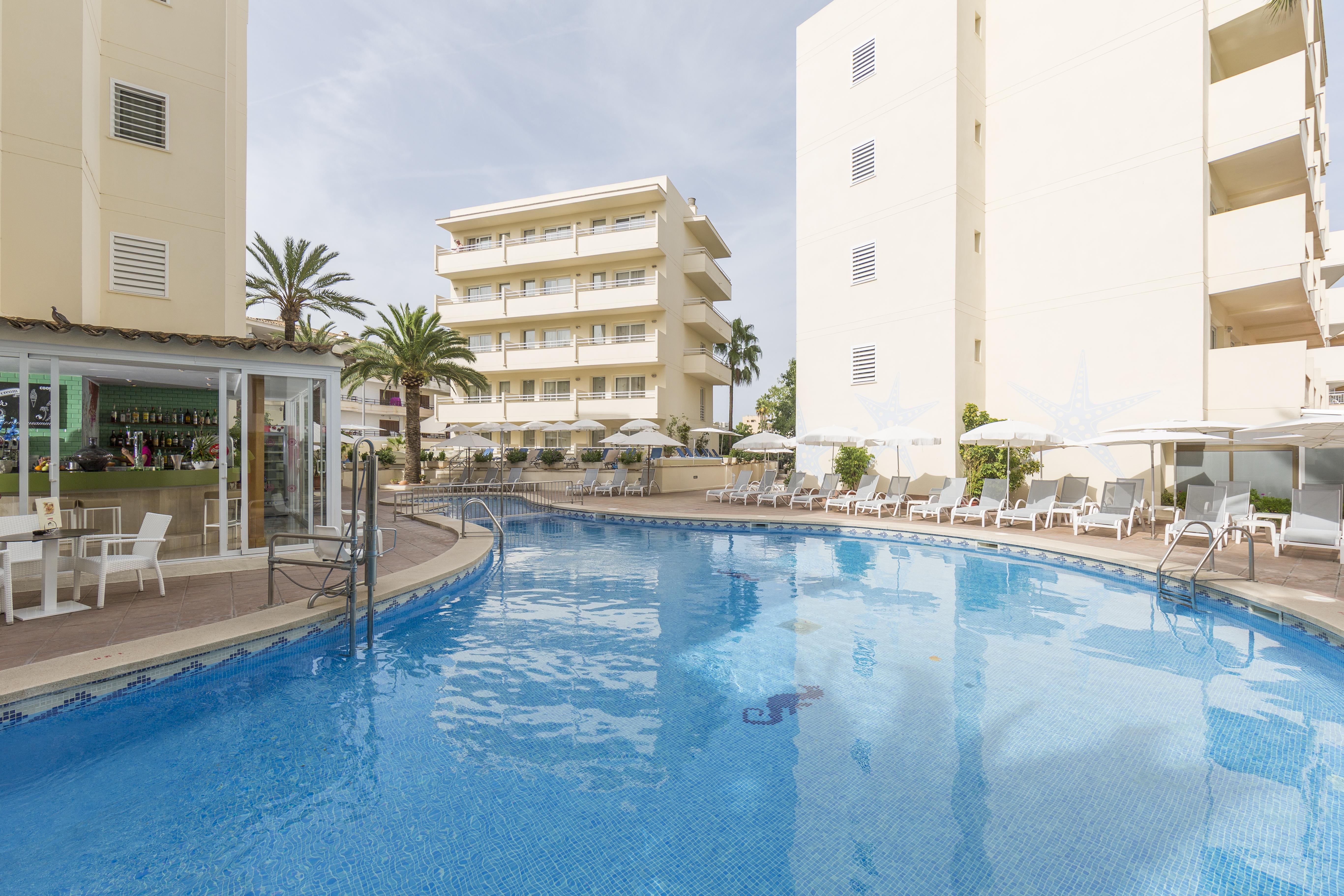 Cabot Cap De Mar Hotel Кала Бона Екстериор снимка