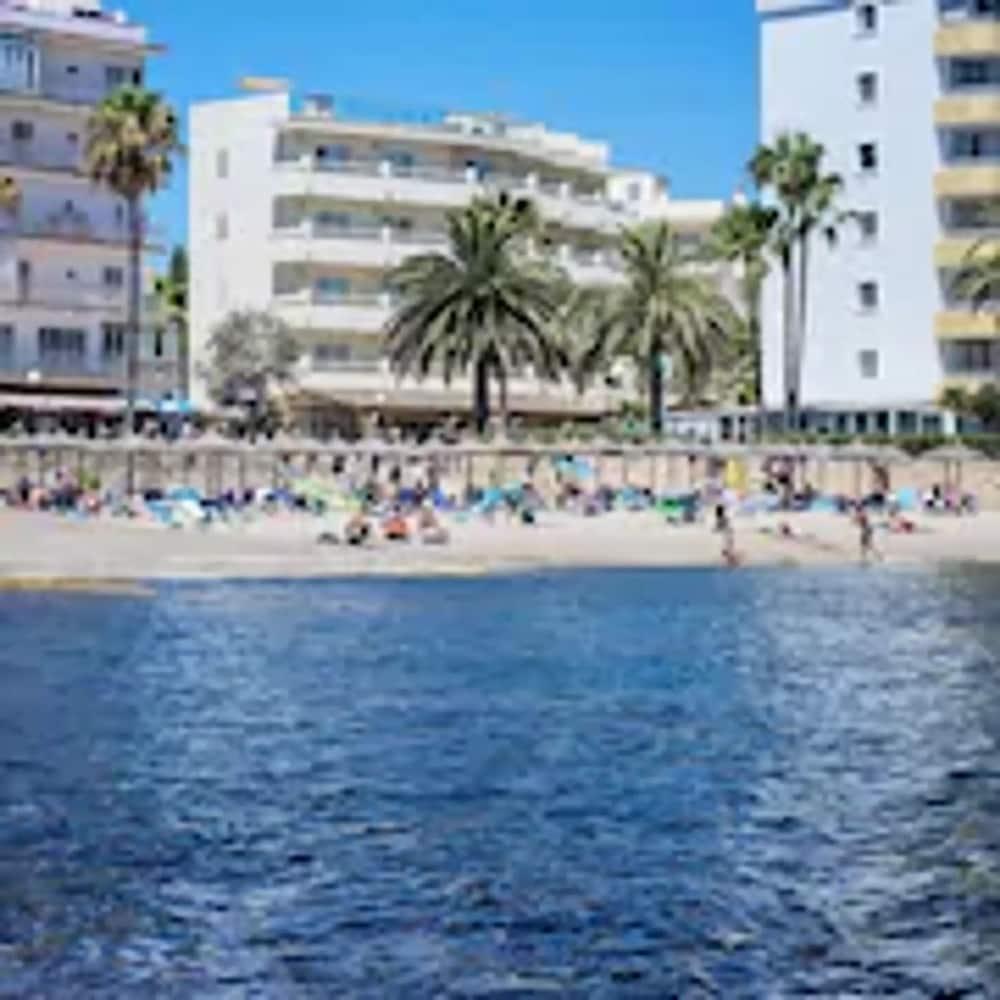 Cabot Cap De Mar Hotel Кала Бона Екстериор снимка